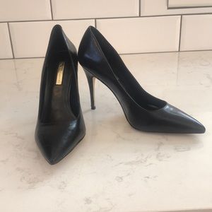 BCBGeneration black leather pumps